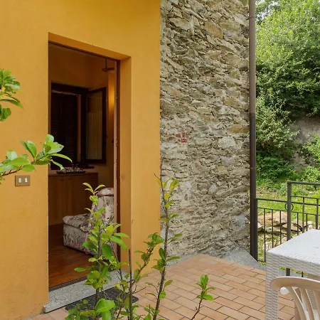 Spacious In With Garden Verbania