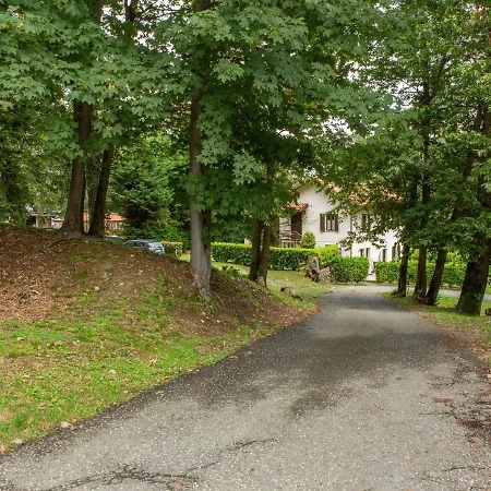 Spacious In With Garden Holiday home Verbania