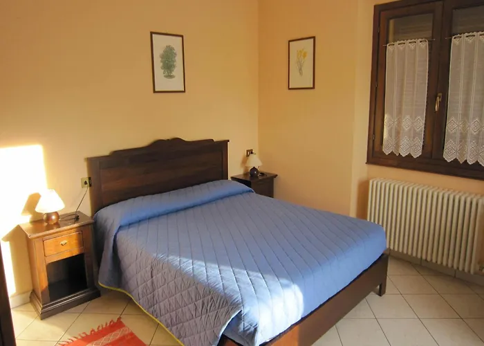 In With Views * Verbania